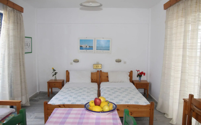 Kaloxenia Apartments