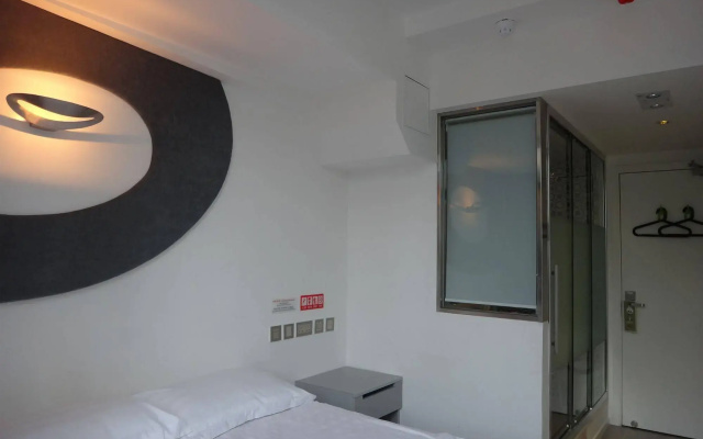 Panda's Hostel - Elegant