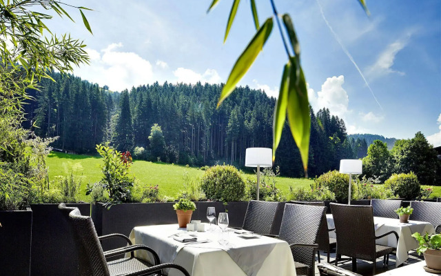 AlpenParks Hotel & Apartment Taxacher
