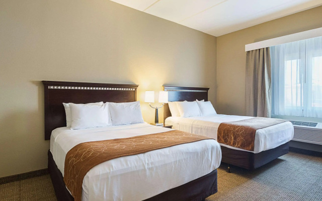Comfort Suites Beachside