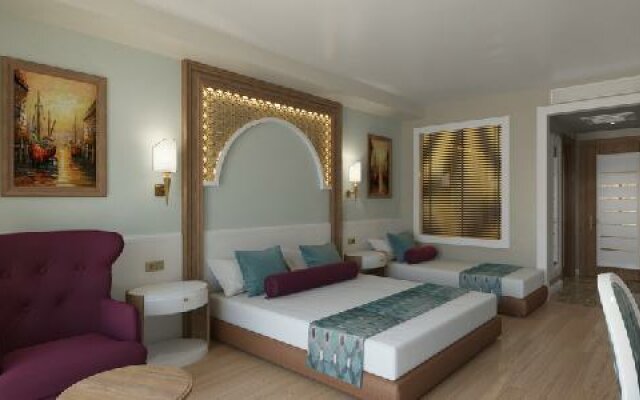 Jadore Deluxe Hotel And Spa 2