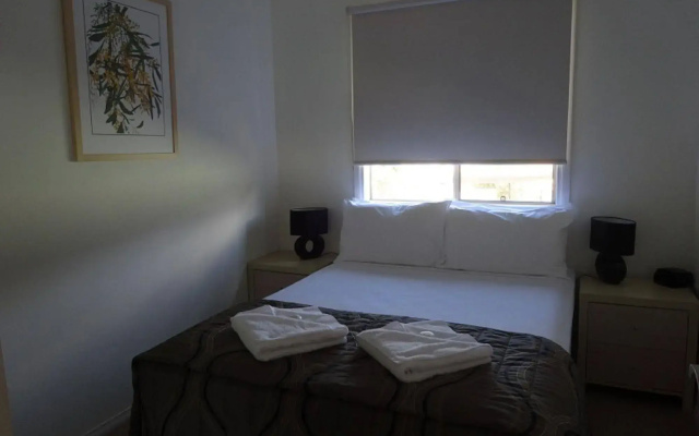 Caseys Beach Holiday Park