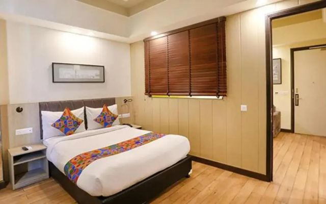 Fabhotel Sapphire 83