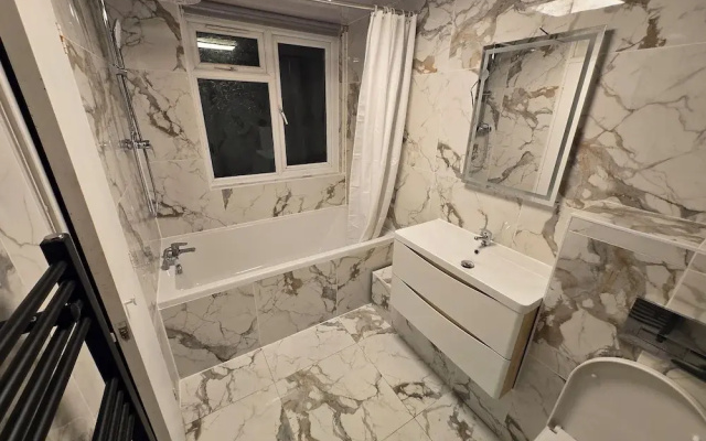 SnoozeDen Chalvey – Free Parking, Near M4 J6