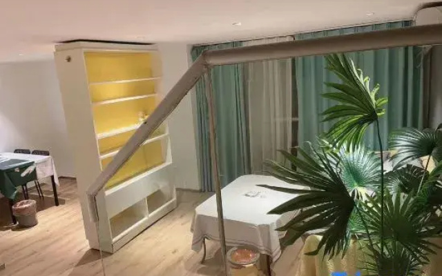 Lechao Apartment (Window of Asia)