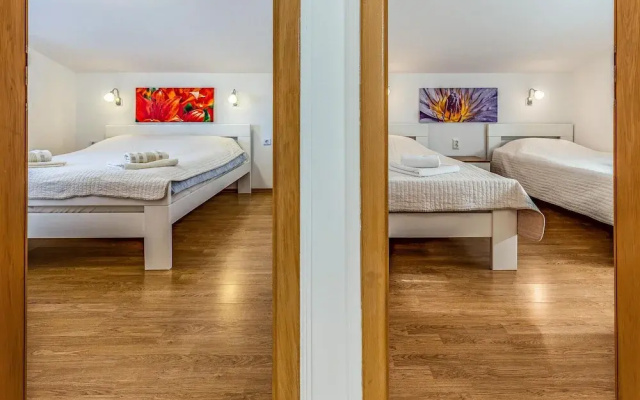 Amazing Apartment in Medulin With 2 Bedrooms and Wifi