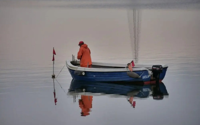 Hausboot in Kroeslin am Bodden