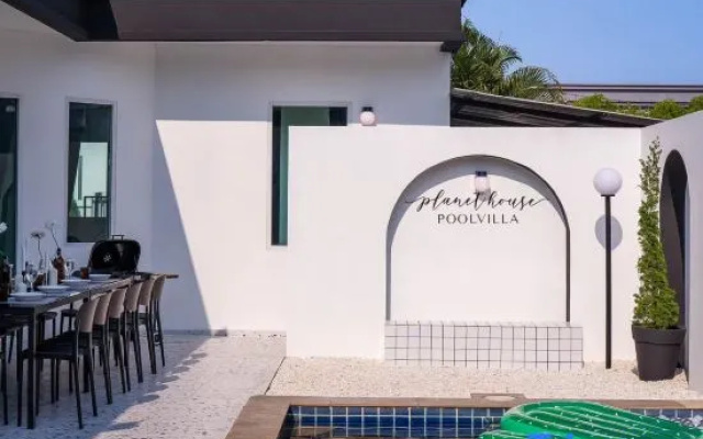 Planet House Poolvilla - Goodly Poolvilla