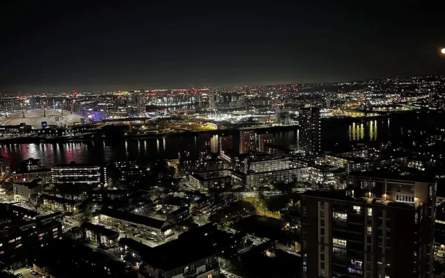 The Panoramic Urban Oasis