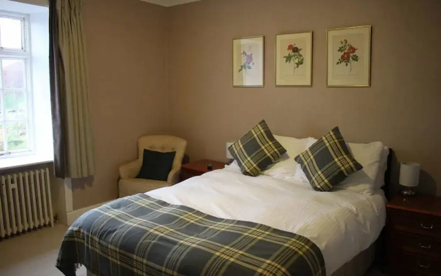 Delnashaugh Hotel
