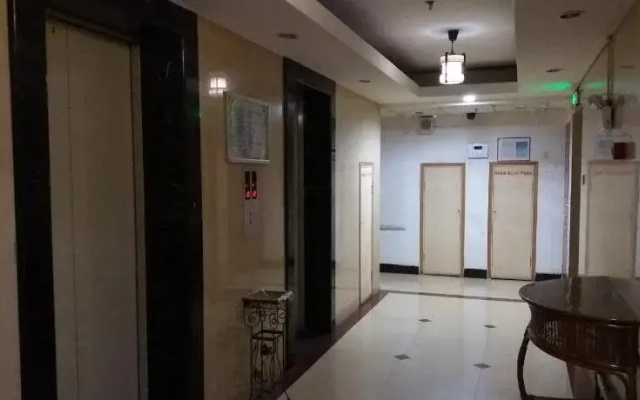 Anzhi · Tinglan Fashion Homestay Youth Hostel (Kunming Old Street)