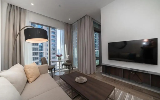 Luxurious apartment with prime location