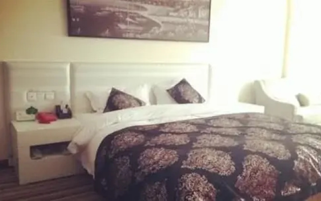 Tuofu Hotel
