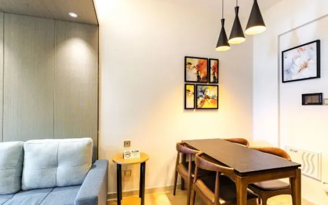 D House International Service Apartment