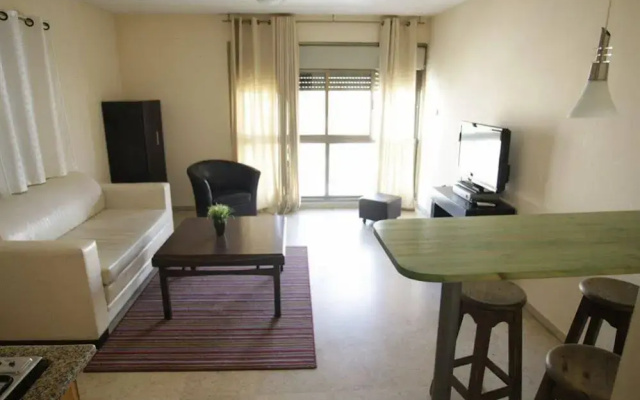Dizengoff Beach Apartments