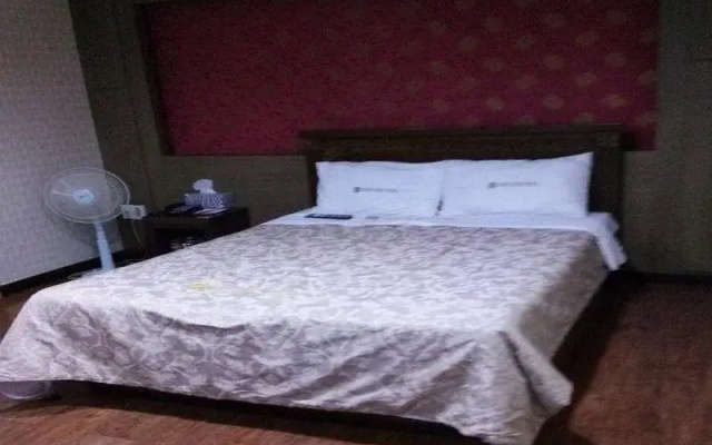 Regency Motel
