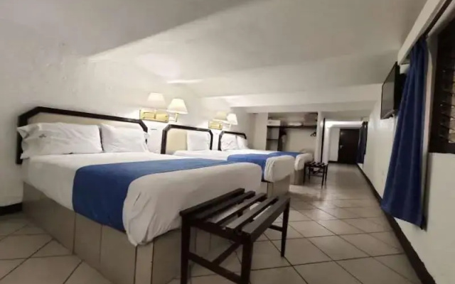 Burnett Arms Hotel