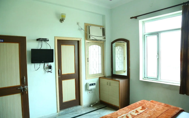 Hotel City Ganga by Rudra Palace