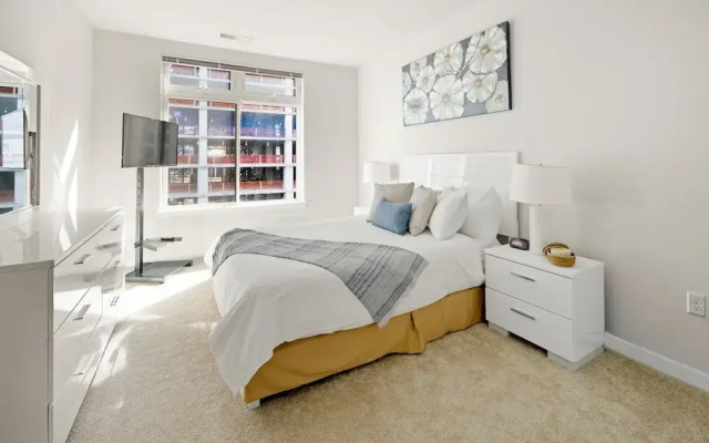 Global Luxury Suites at Reston