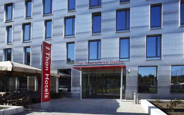 Thon Hotel Ullevaal Stadion вид на фасад