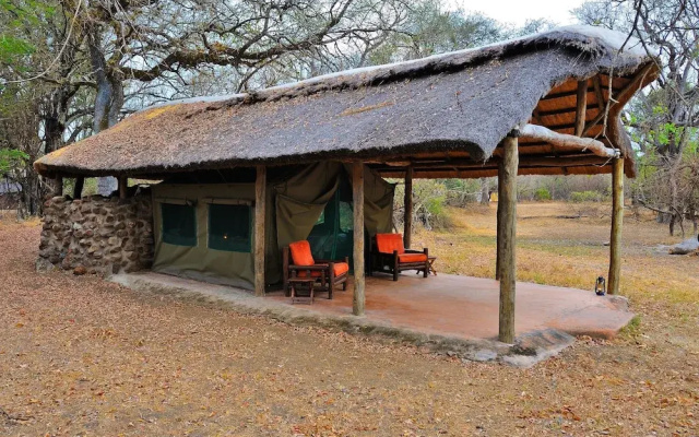 Hippo Lodge
