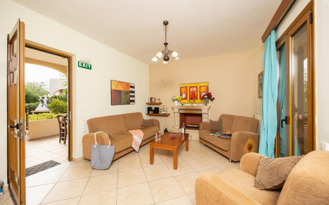 Villa Vaso in Roussospiti