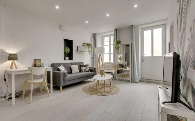 Palm House Sauna City Center Ideal Insead