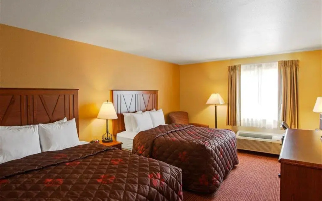 Rodeway Inn & Suites Phillipsburg