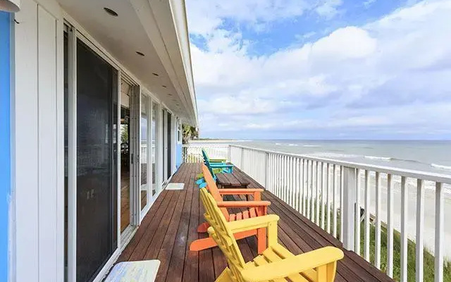 Blue Parrot by Vacation Rental Pros