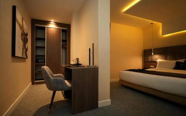 Ad Hotel Pont D Hydra