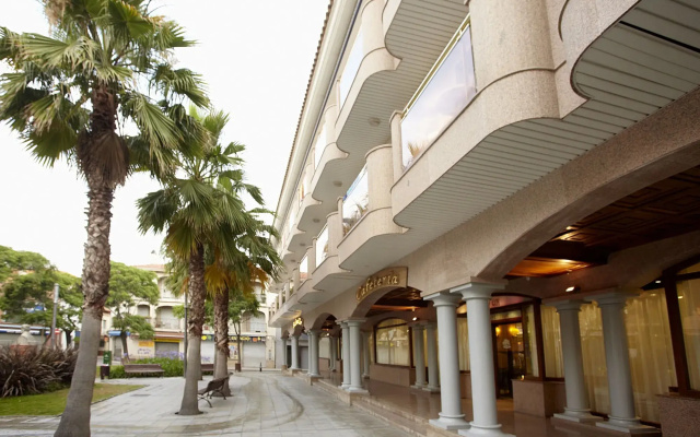 Отель Ibersol Hotel Sorra d'Or