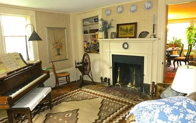 Fletcher Tavern Bed & Breakfast