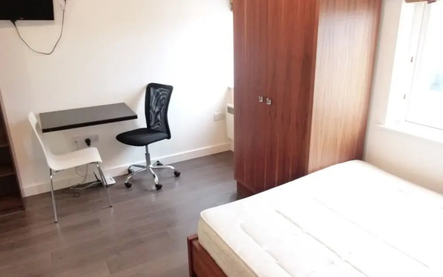 SS Property Hub - City of London Studio Apartment 17