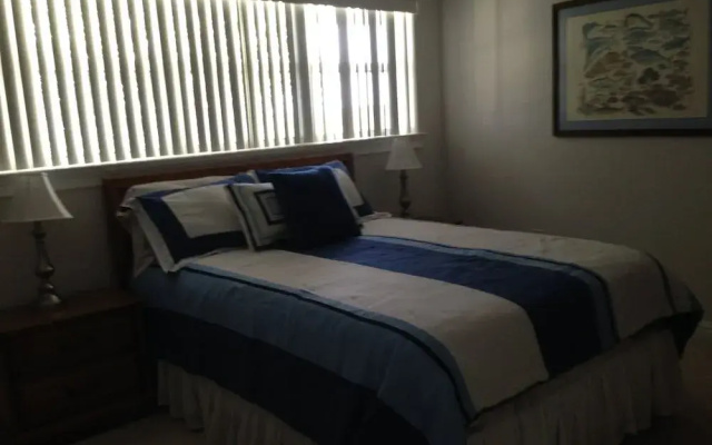 219 Surfside - 2 Br Condo