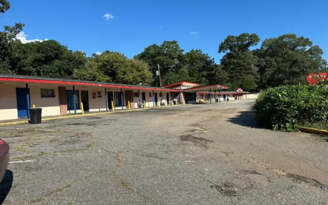 Heart of Dixie Motel Near Auburn AL