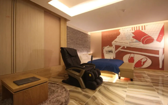 Airport Hotel