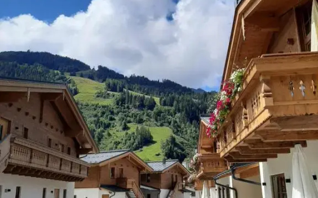 Hochalmbahnen Chalets Rauris 1-11 WE2, Maislaufeldweg 1k OG