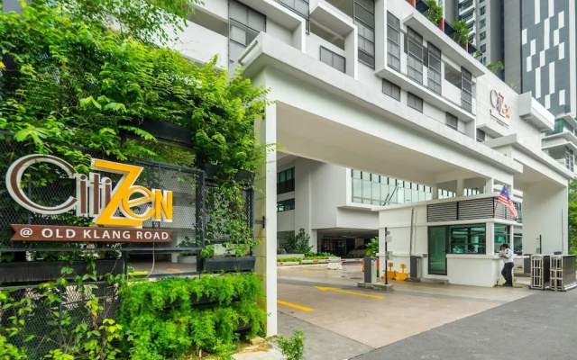 CitiZen Old Klang Road By Plush