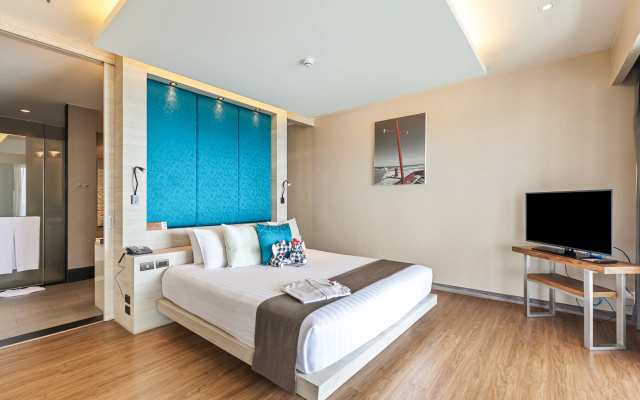 Cape Sienna Gourmet Hotel & Villas