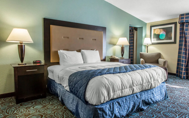 Regency Inn & Suites New London, Mystic