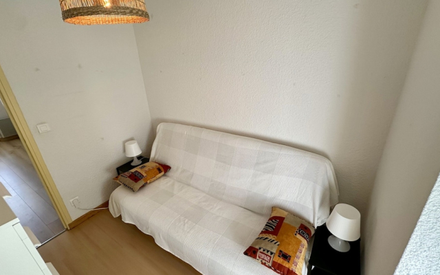 Modern 6-guest Flat in Mont-dore