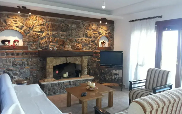 Olive House Olympos & sea