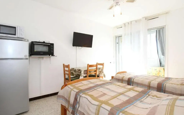 Appartement Balaruc-les-Bains, 1 pièce, 2 personnes - FR-1-553-121