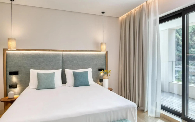 Vathi Cove Luxury Resort & Spa