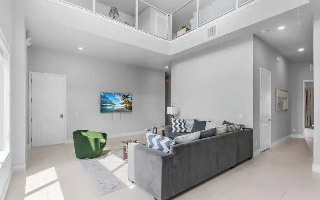 Stunning Apt-5bd 4bth Disney