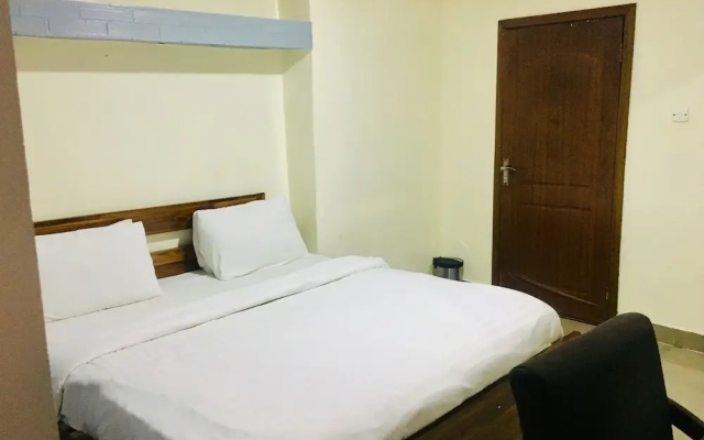Ikad Hotel and Suite
