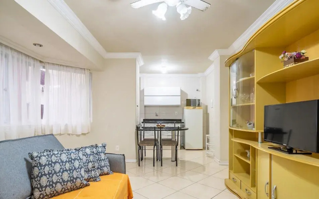 Apt w/ 1 Bedroom 100m fr Praia Central BC - Edg403