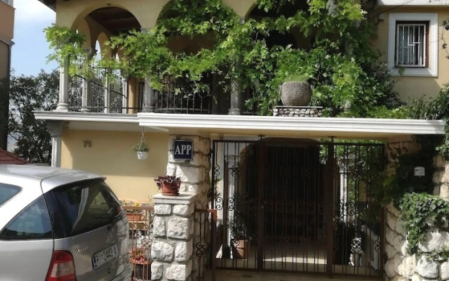 Villa Oaza