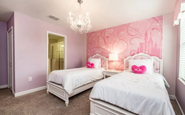 1308 Birdie Way