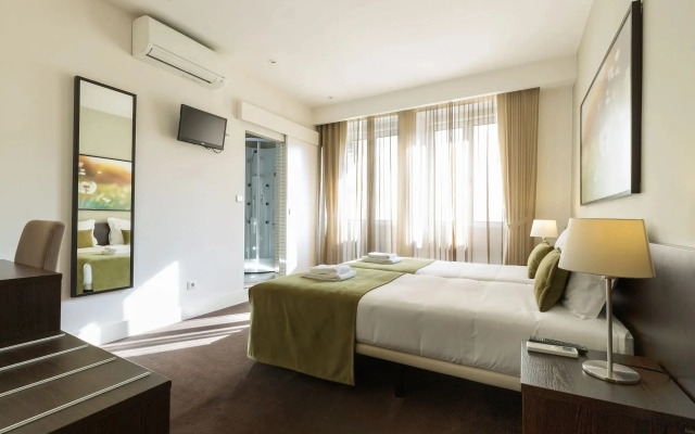 Riversuites